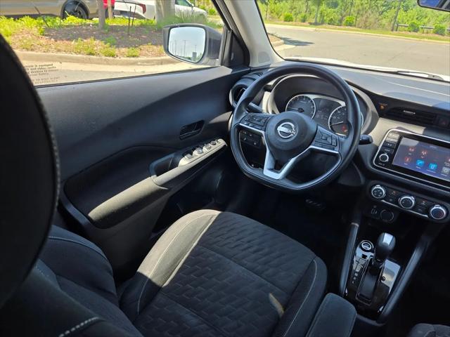 2022 Nissan Kicks S Xtronic CVT