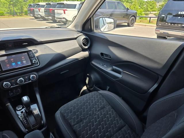 2022 Nissan Kicks S Xtronic CVT