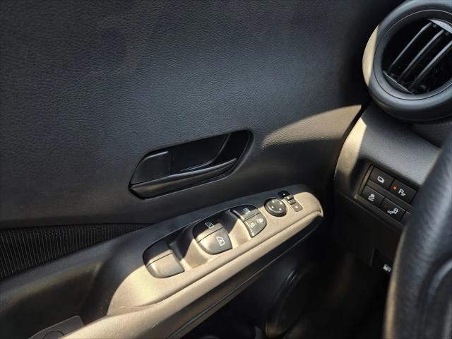 2022 Nissan Kicks S Xtronic CVT