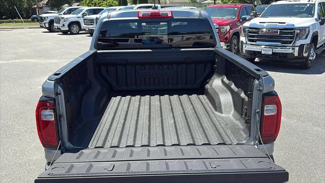 2026 GMC Canyon AT4, 4WD