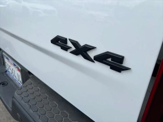 2022 Ram 1500 Classic Warlock Crew Cab 4x4 5'7" Box