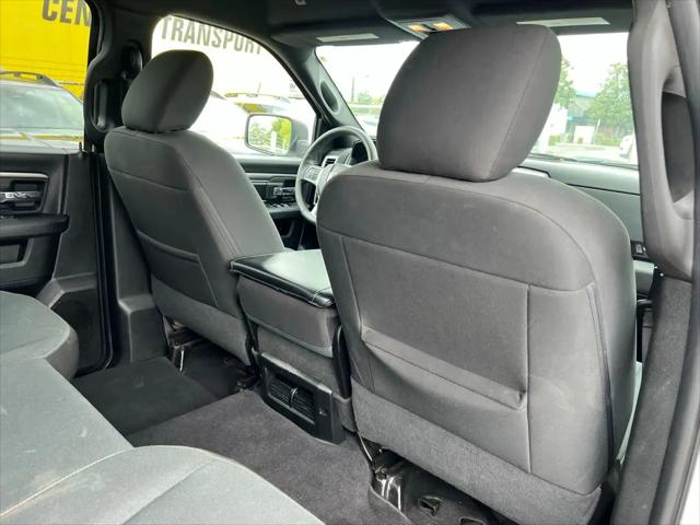 2022 Ram 1500 Classic Warlock Crew Cab 4x4 5'7" Box