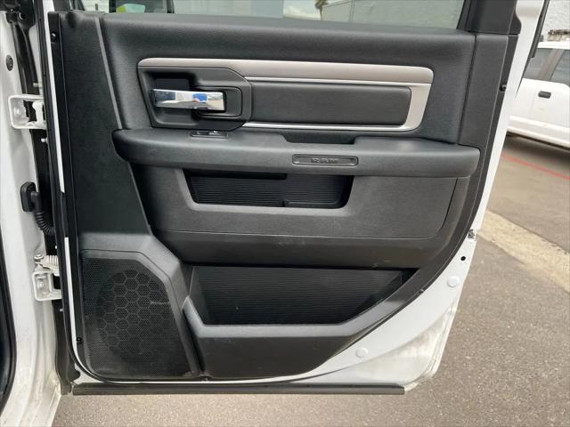 2022 Ram 1500 Classic Warlock Crew Cab 4x4 5'7" Box
