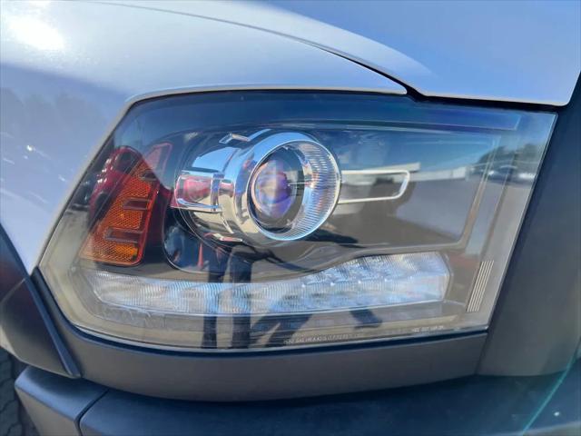 2022 Ram 1500 Classic Warlock Crew Cab 4x4 5'7" Box