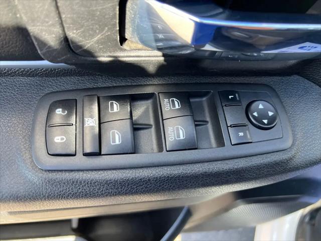 2022 Ram 1500 Classic Warlock Crew Cab 4x4 5'7" Box