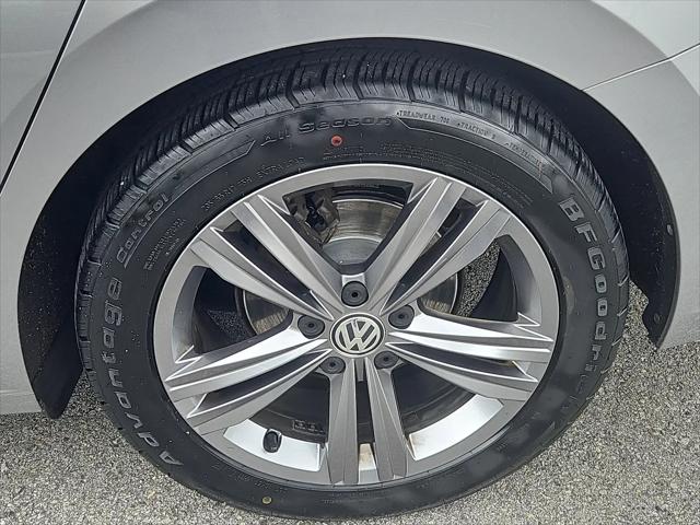 2020 Volkswagen Jetta 1.4T R-Line