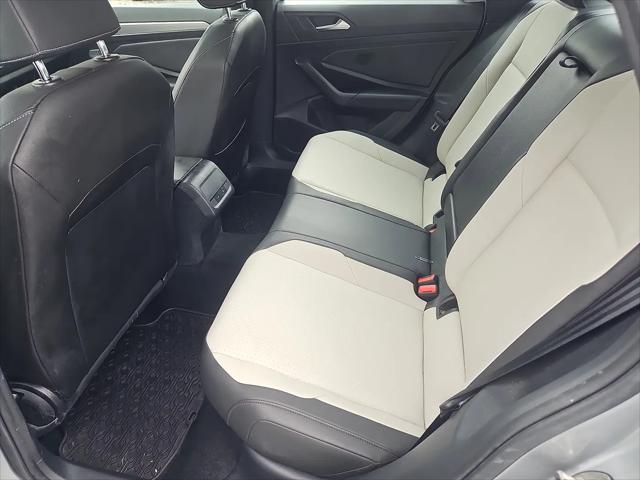 2020 Volkswagen Jetta 1.4T R-Line