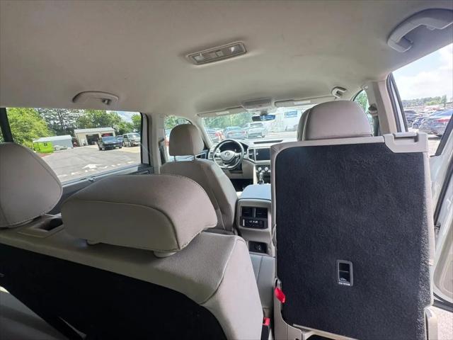 2019 Volkswagen Atlas 3.6L V6 SE w/Technology R-Line
