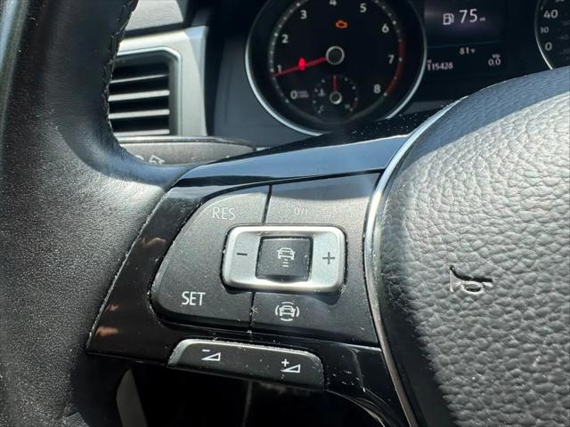 2019 Volkswagen Atlas 3.6L V6 SE w/Technology R-Line