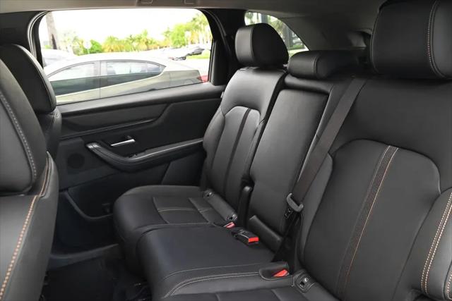 2025 Mazda X-90 3.3 Turbo Select Package