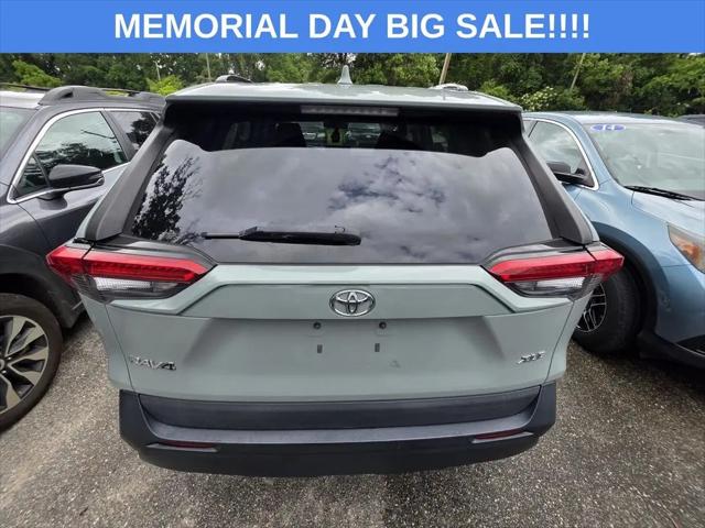 2021 Toyota RAV4 XLE