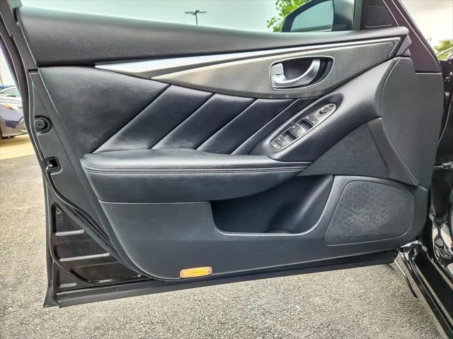 2015 INFINITI Q50 Sport