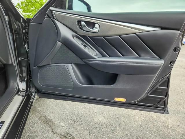 2015 INFINITI Q50 Sport