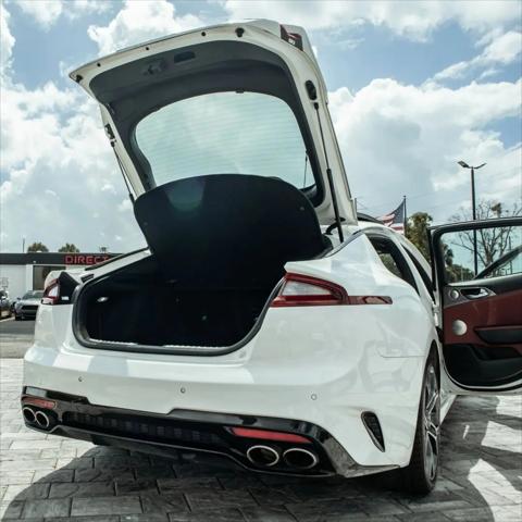 2020 Kia Stinger GT1