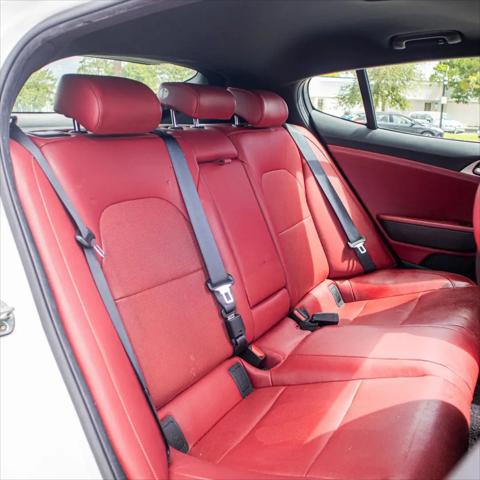 2020 Kia Stinger GT1