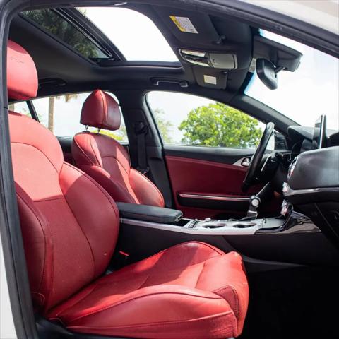 2020 Kia Stinger GT1