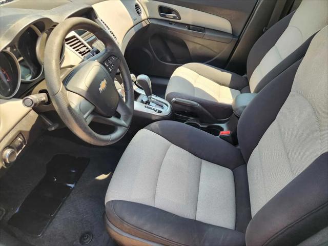 2016 Chevrolet Cruze Limited LS Auto