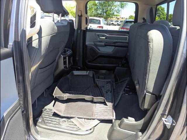 2019 Ram 1500 Big Horn/Lone Star Crew Cab 4x4 5'7" Box
