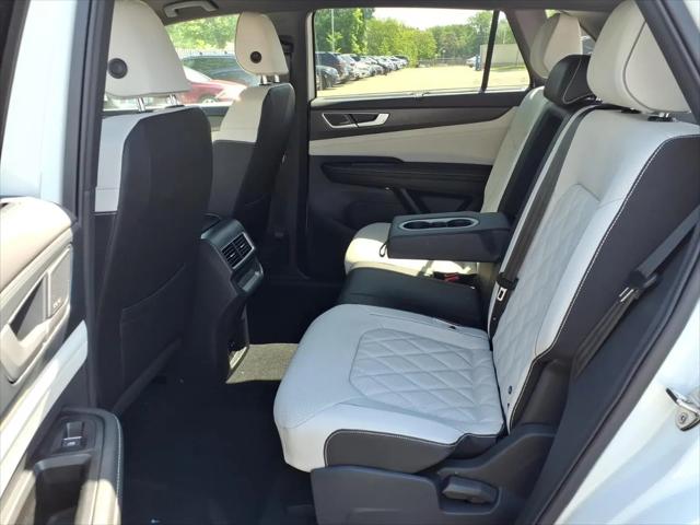 2026 Volkswagen Atlas Cross Sport SEL Premium R-Line