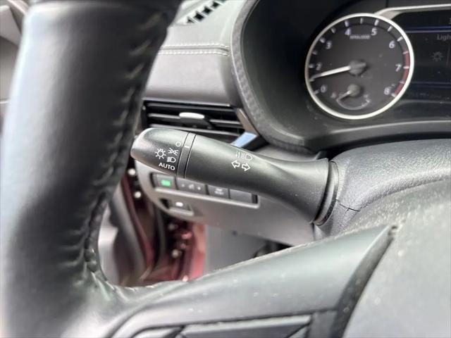 2022 Nissan Sentra SV Xtronic CVT