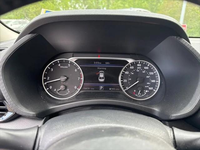 2022 Nissan Sentra SV Xtronic CVT