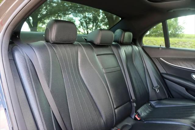 2019 Mercedes-Benz E-CLASS E 300 E 300
