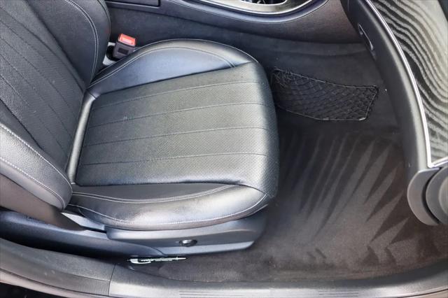 2019 Mercedes-Benz E-CLASS E 300 E 300