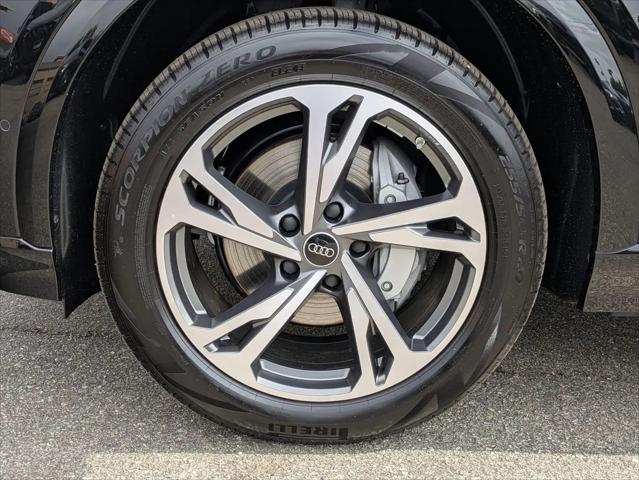 2027 Audi Q6 e-tron Premium quattro