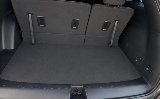 2021 Chevrolet Traverse FWD LS