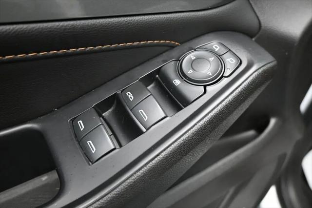2021 Chevrolet Traverse FWD LT Leather