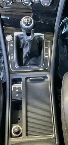 2019 Volkswagen Golf R 2.0T w/DCC & Navigation