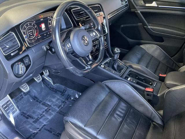 2019 Volkswagen Golf R 2.0T w/DCC & Navigation