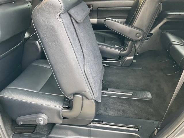 2018 Toyota Sequoia SR5