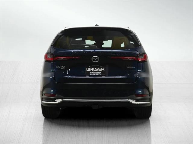 2024 Mazda X-90 Premium Plus