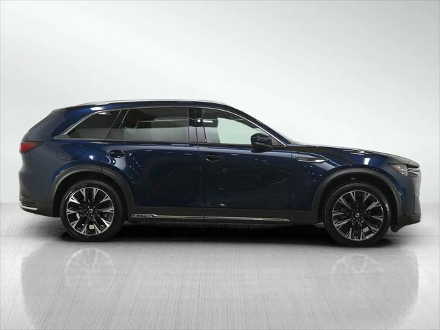 2024 Mazda X-90 Premium Plus