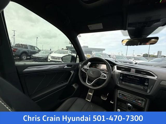 2024 Volkswagen Tiguan 2.0T SE R-Line Black