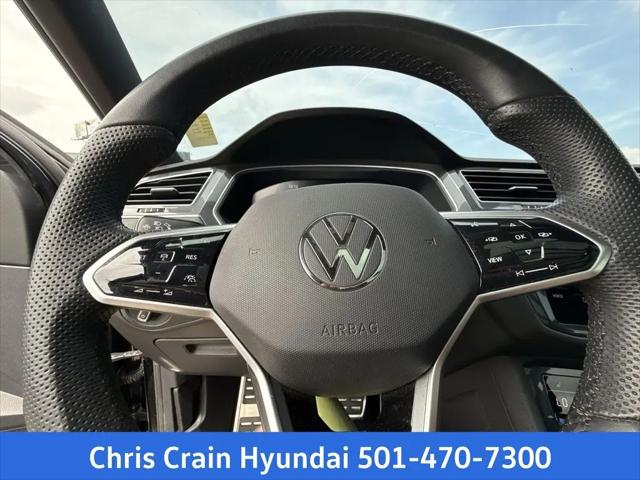 2024 Volkswagen Tiguan 2.0T SE R-Line Black
