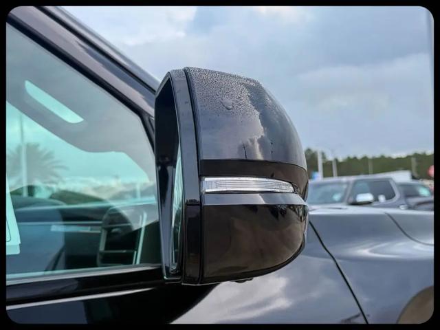 2026 Toyota Tundra Limited CrewMax 5.5' Bed