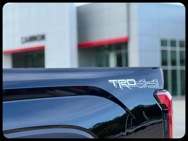2026 Toyota Tundra Limited CrewMax 5.5' Bed