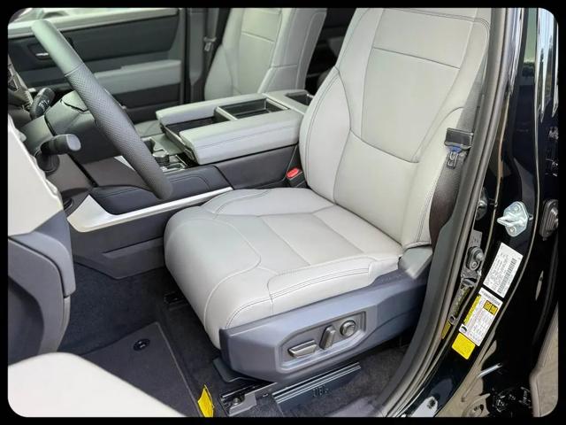 2026 Toyota Tundra Limited CrewMax 5.5' Bed