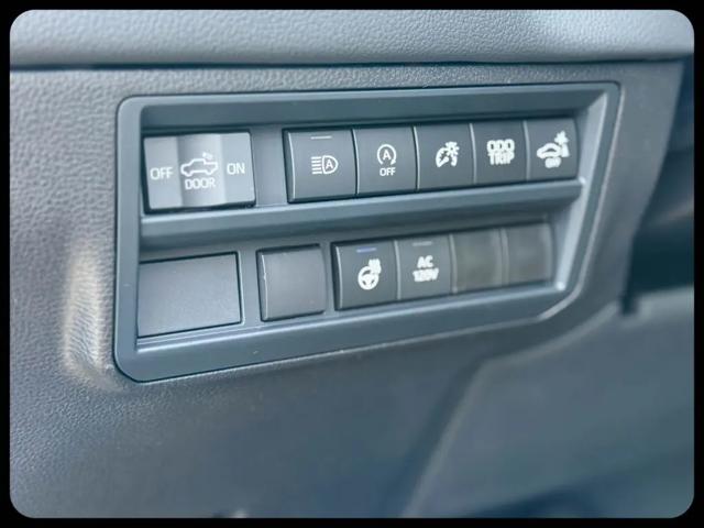 2026 Toyota Tundra Limited CrewMax 5.5' Bed