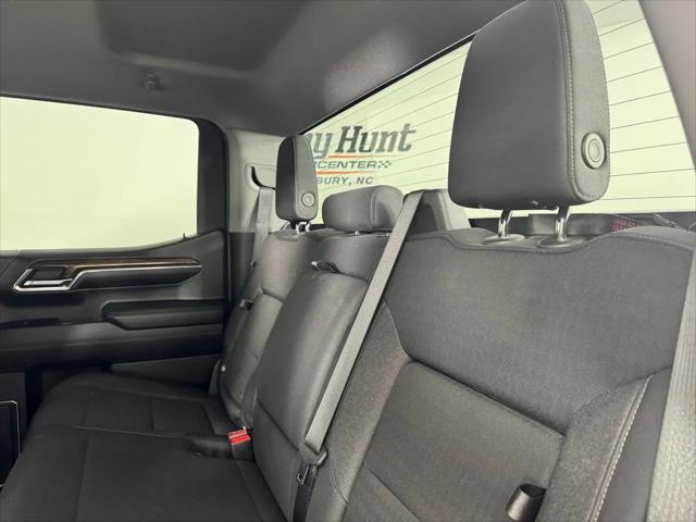 2024 GMC Sierra 1500 4WD Crew Cab Short Box Elevation with 3SB