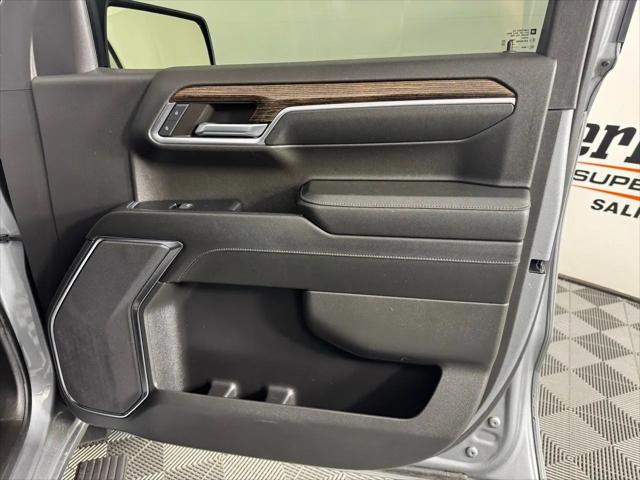 2024 GMC Sierra 1500 4WD Crew Cab Short Box Elevation with 3SB