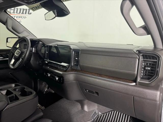 2024 GMC Sierra 1500 4WD Crew Cab Short Box Elevation with 3SB