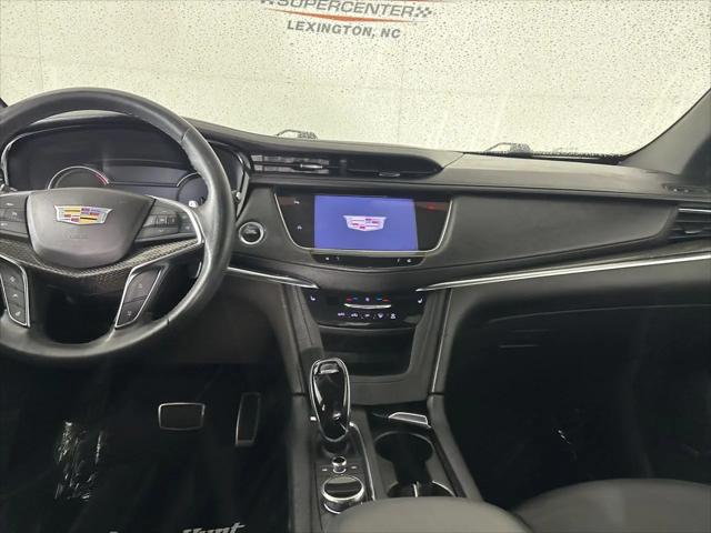2022 Cadillac XT5 AWD Sport