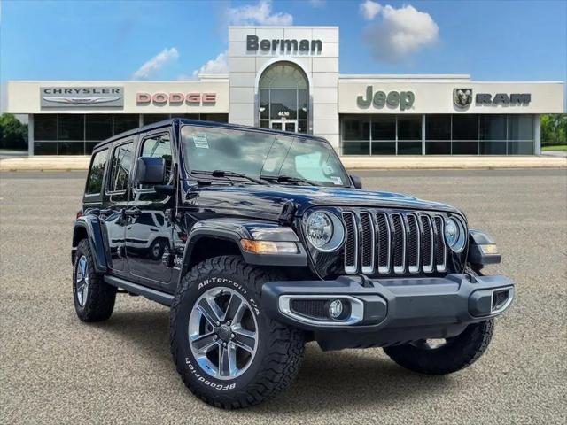 2023 Jeep Wrangler 4-Door Sahara 4x4 for sale in Oak Lawn, IL