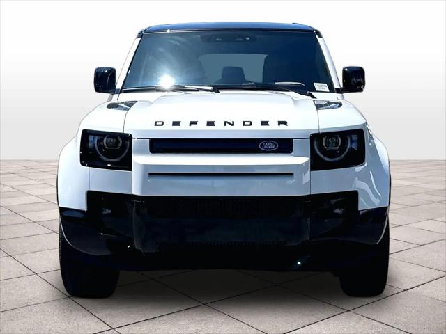 2026 Land Rover Defender P400 X-Dynamic SE