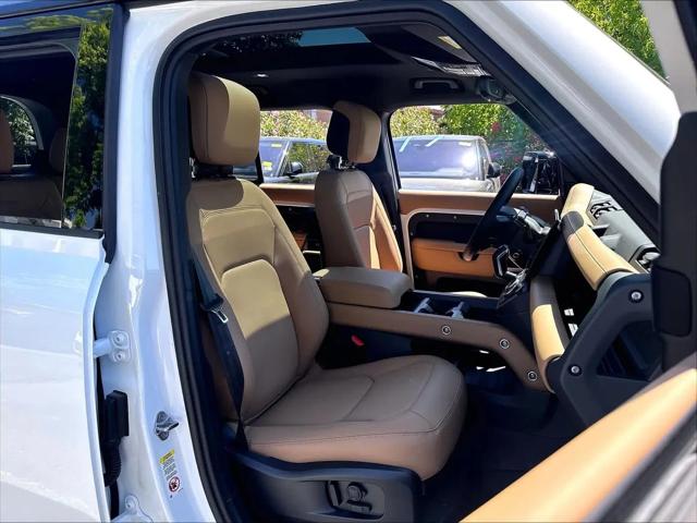 2026 Land Rover Defender P400 X-Dynamic SE
