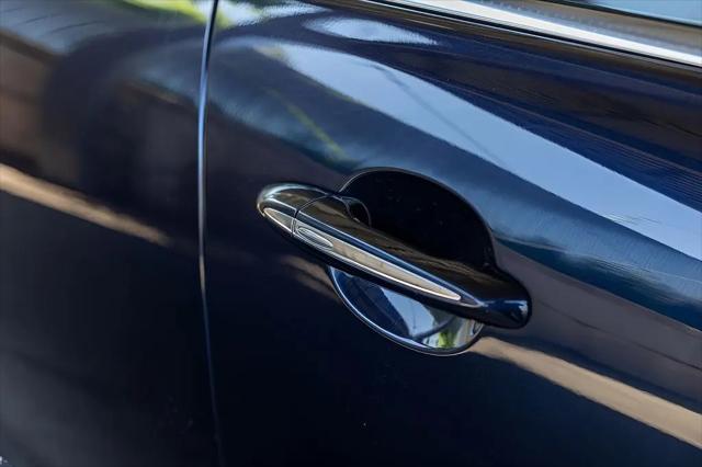 2012 Jaguar XJ XJL Portfolio