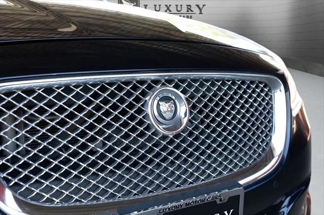 2012 Jaguar XJ XJL Portfolio